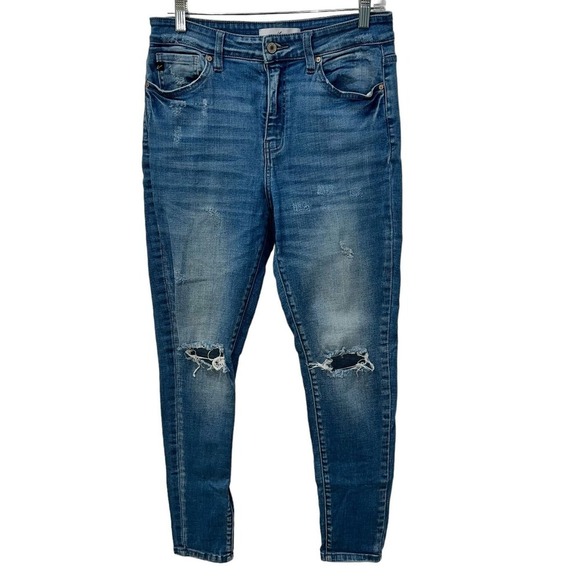 Kancan High Rise Distressed Stretchy Skinny Jeans | Junior’s Size 11 - Picture 7 of 7
